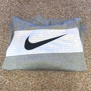 Mens Nike Sweatshirt